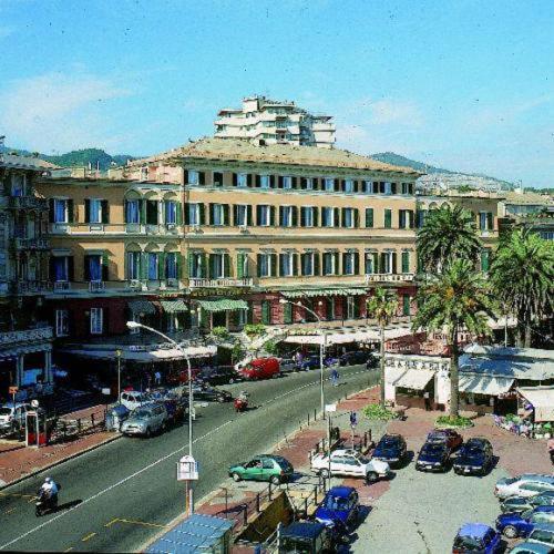 Hotel Mediterranee Gênes Extérieur photo