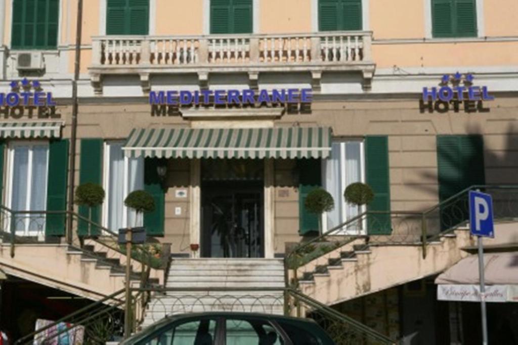 Hotel Mediterranee Gênes Extérieur photo
